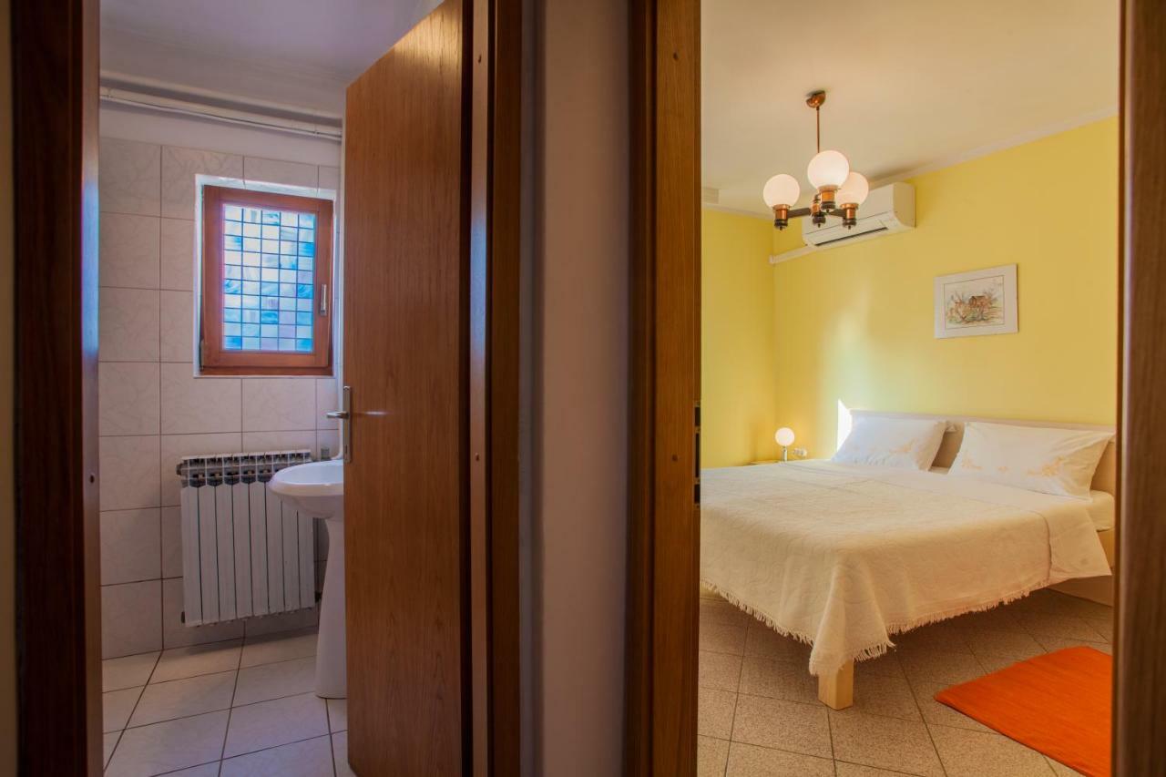 Rooms Ester Црес Экстерьер фото